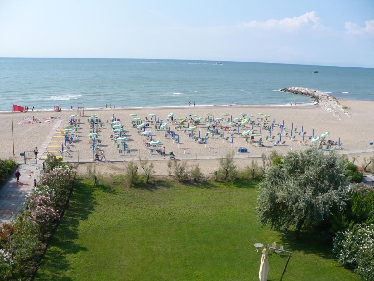 Casa Per Ferie Maria Assunta Hotel Lido di Jesolo Buitenkant foto
